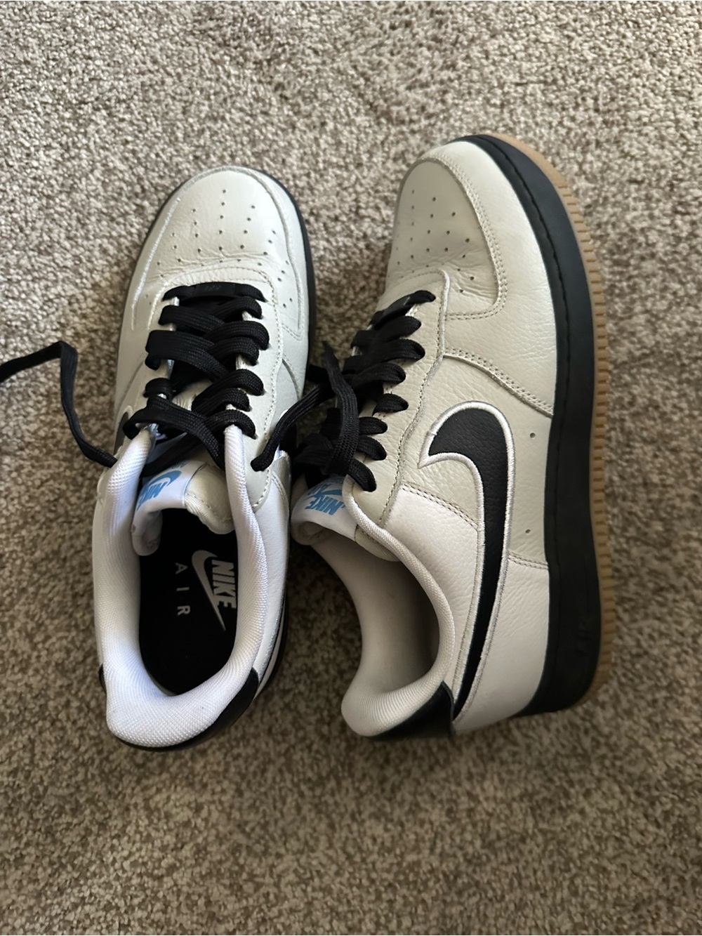 Nike Women’s White, Black & Gum Low Sneaker